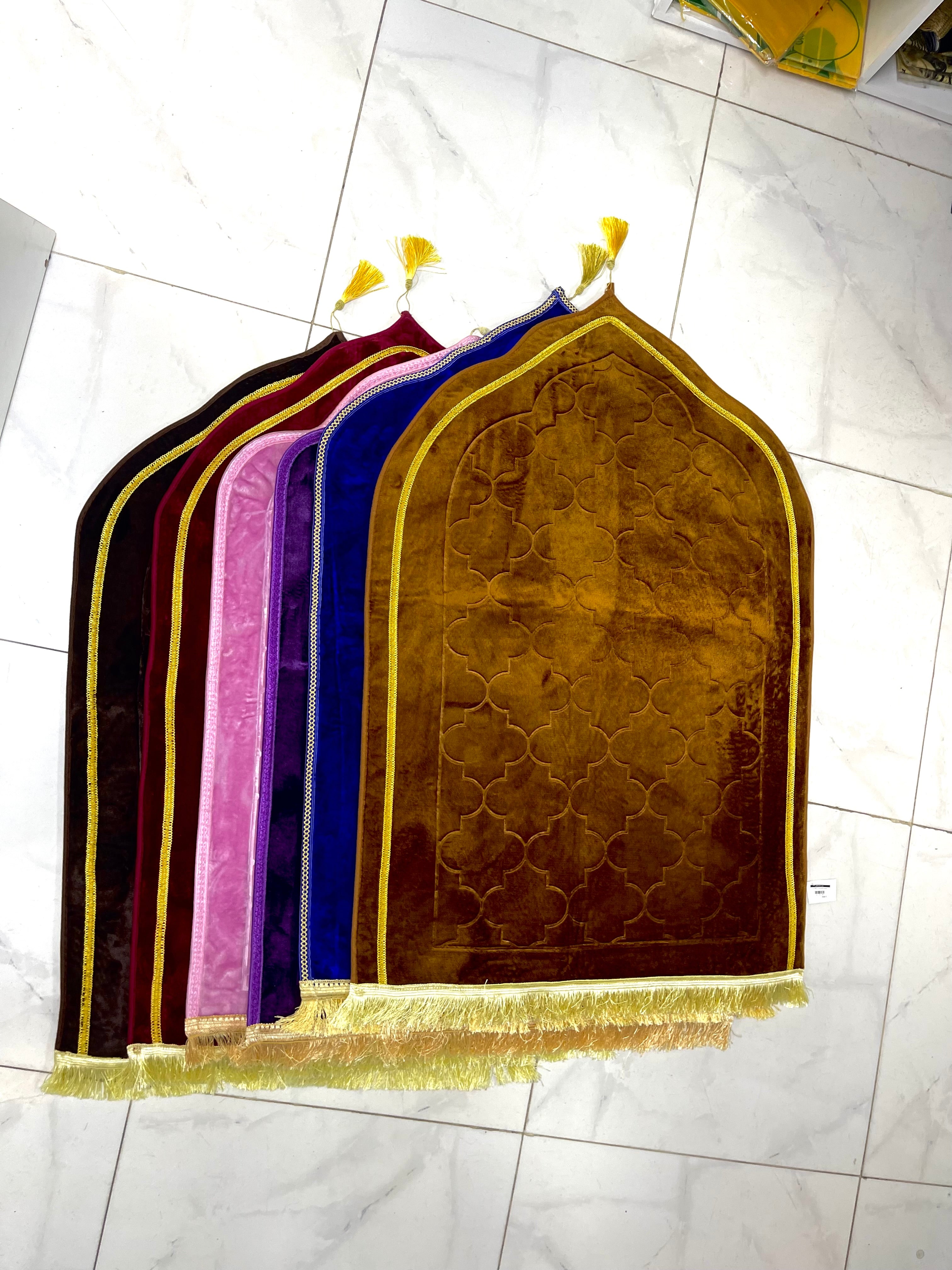 سجادة صلاة مخمل محراب 80*115