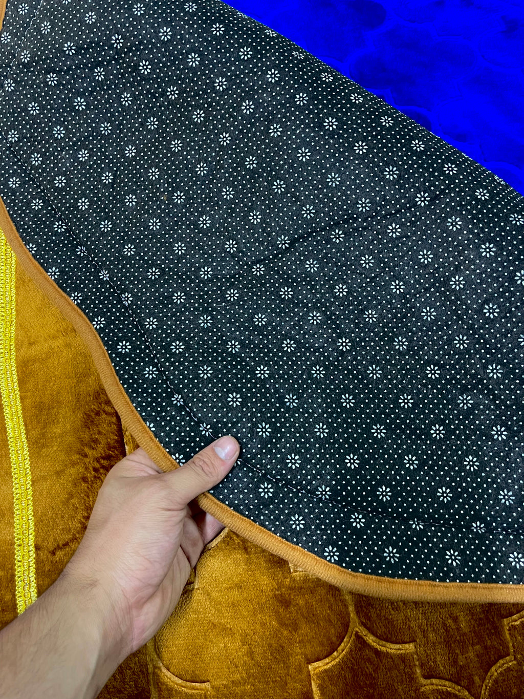 سجادة صلاة مخمل محراب 80*115